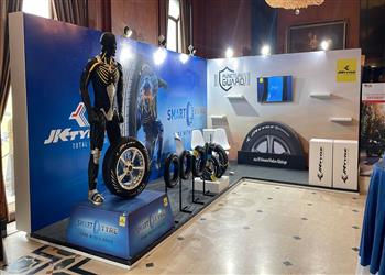 Exhibition-Setup-Sep-2022-at-Erose-Hotel-Nehru-place-3